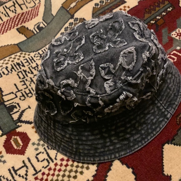 COPY - chrome hearts bucket hat